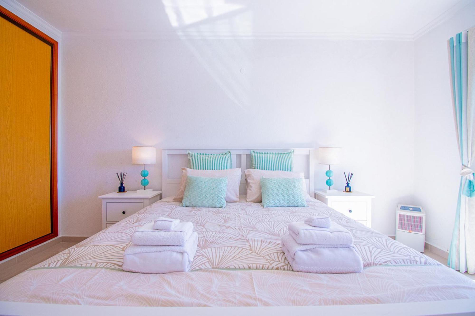 Apartment Crossing Keys, Two Bedrooms, Ferragudo