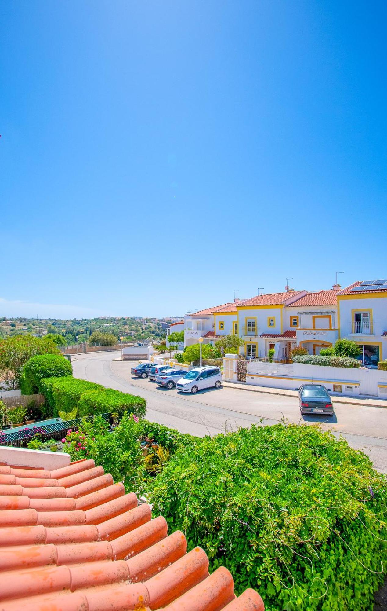 Crossing Keys, Two Bedrooms, Ferragudo Apartment