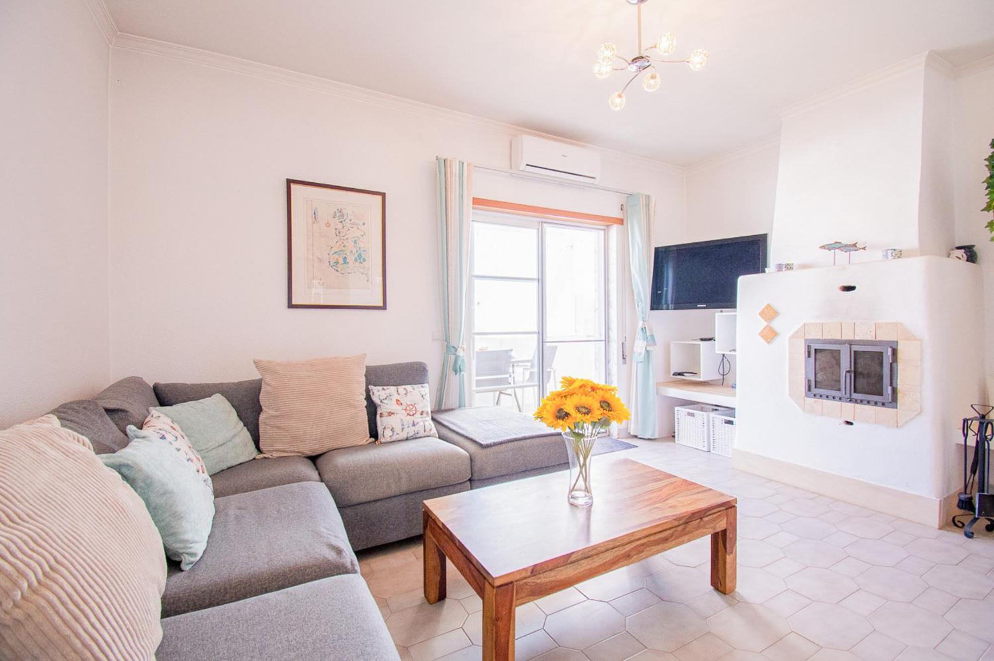 Crossing Keys, Two Bedrooms, Ferragudo Apartment